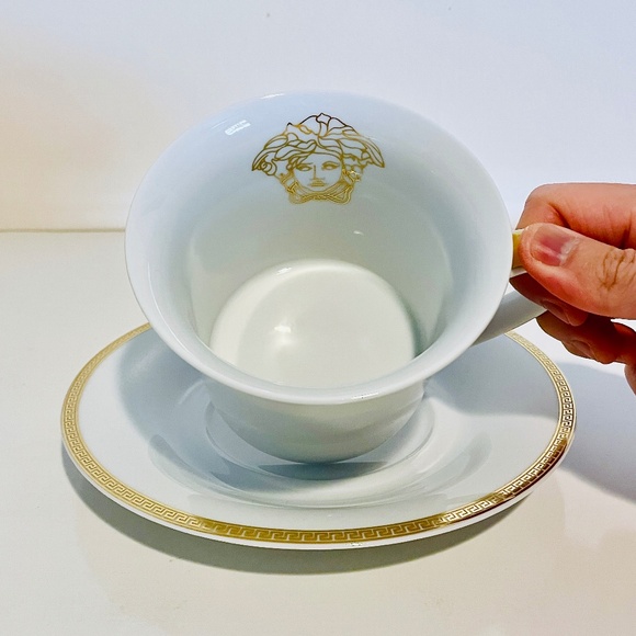 Versace x Rosenthal Medallion Meandre D'Or White & Gold Breakfast Cup and Saucer - Picture 4 of 15
